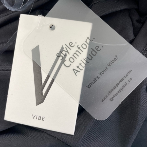 Vibe Short Sleeve Square Neck Bodycon LBD Large NWT - Picture 5 of 8